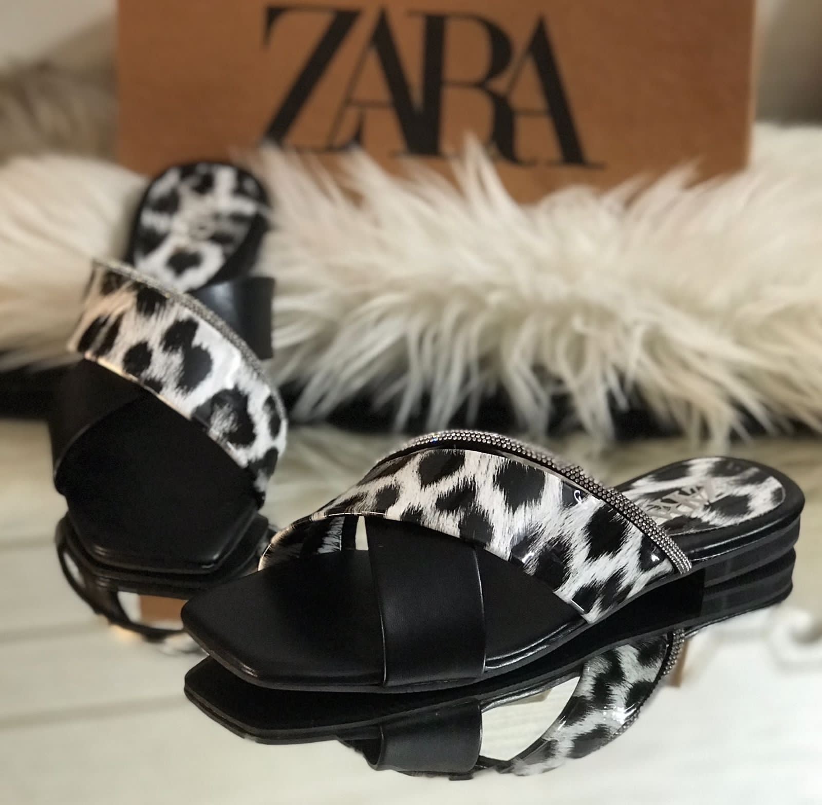 Zara* Slippers